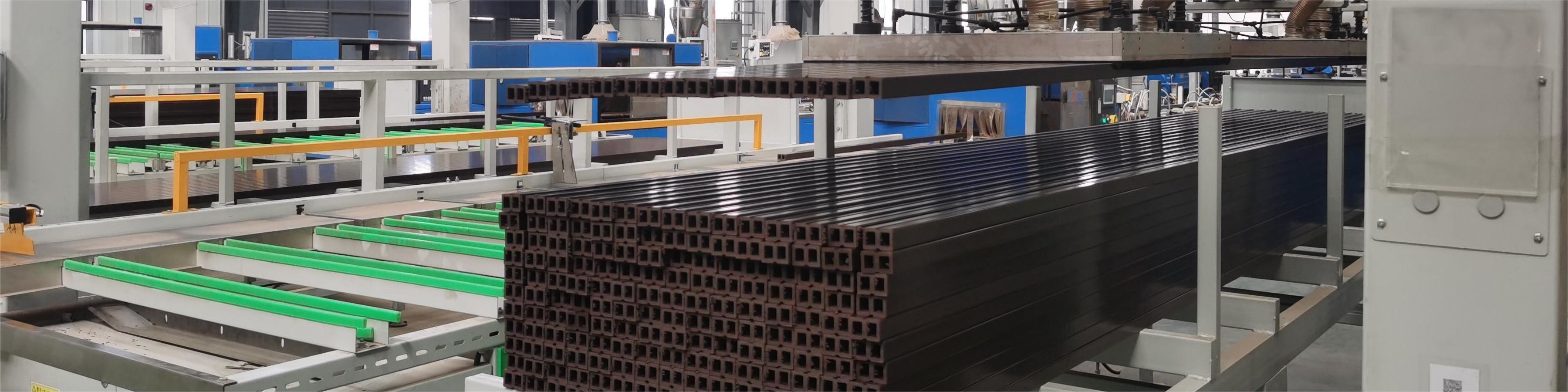کیفیت WPC Coextrusion Decking کارخانه