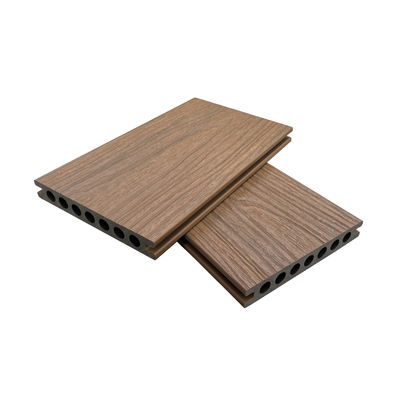 دوام حق بیمه برای زندگی در فضای باز همزمان WPC