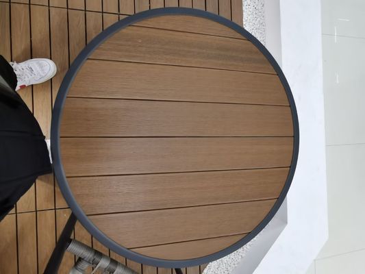 تعریف مجدد در فضای باز: صندلی ها و میزهای باغ WPC Premium