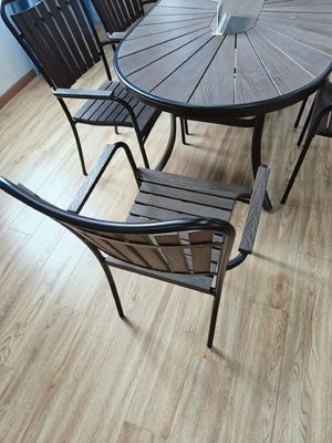 تعریف مجدد در فضای باز: صندلی ها و میزهای باغ WPC Premium