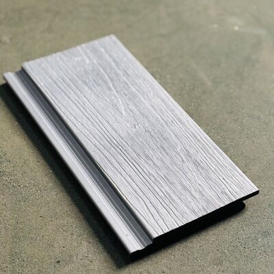 پانل های WPC فلزی نقره ای مهتابی - درخشندگی معماری با انعطاف پذیری کامپوزیت