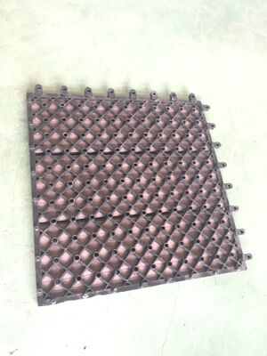 کاشی های عرشه WPC در فضای باز خانه 30x30CM کفپوش بادوام DIY با ظاهر چوب طبیعی